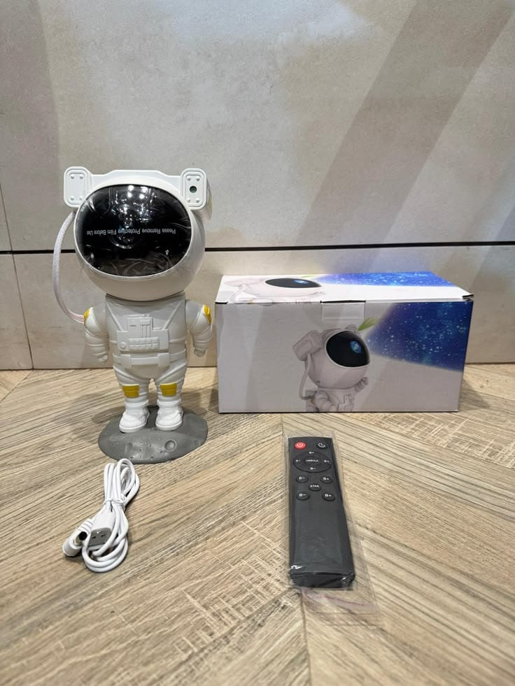 Astronaut Galaxy Projector – LED Starry Sky Night Light & Nebula Projector for Bedroom